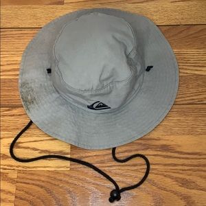 Quicksilver Gray Bucket/Fishing Hat Size L/XL
